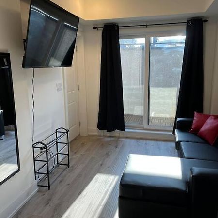 Lovely One Bedroom Condo With Free Parking Καταρράκτες του Νιαγάρα Εξωτερικό φωτογραφία